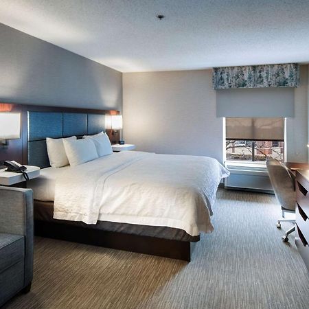 Hampton Inn & Suites Lincolnshire Extérieur photo