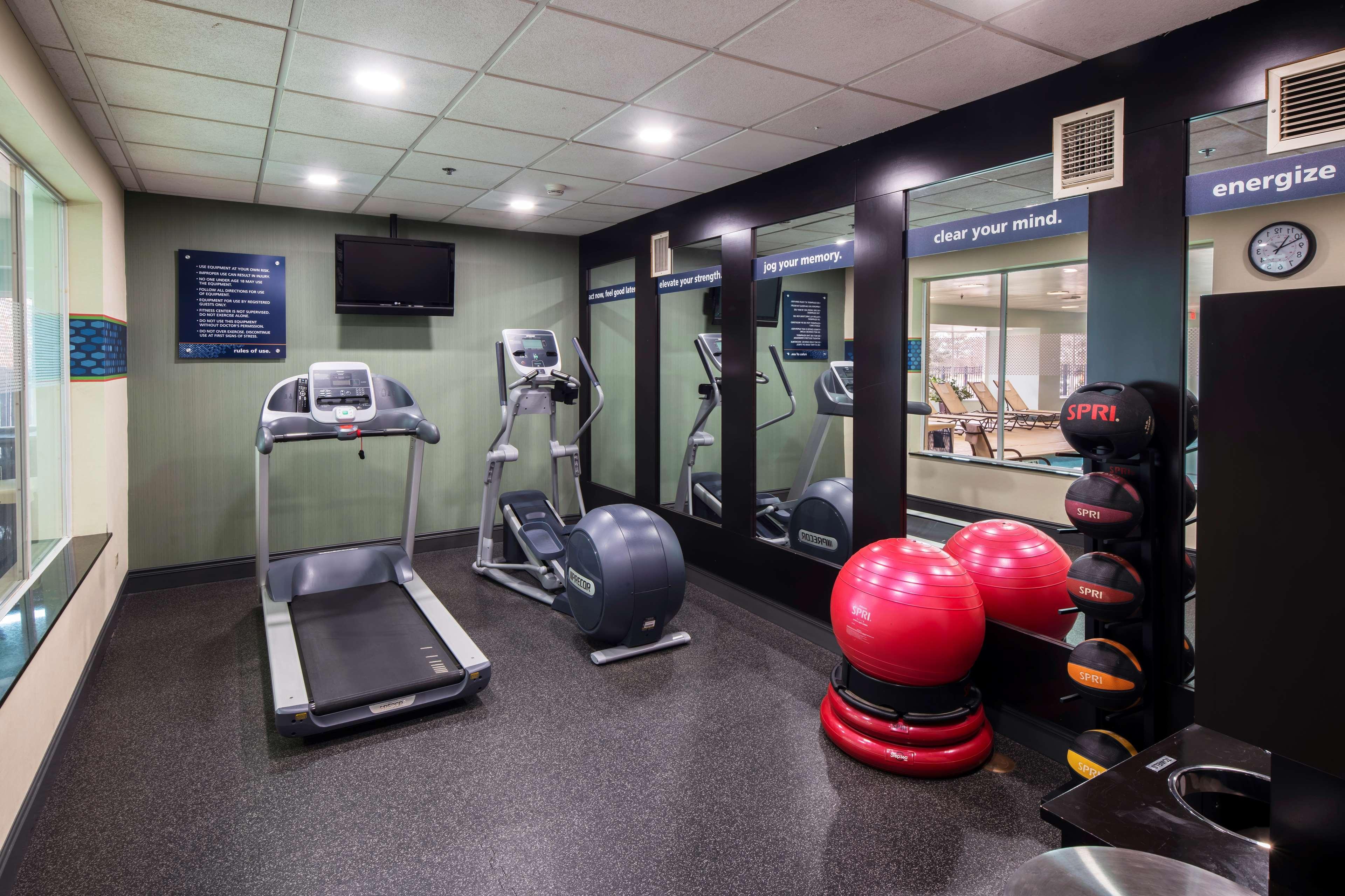 Hampton Inn & Suites Lincolnshire Extérieur photo