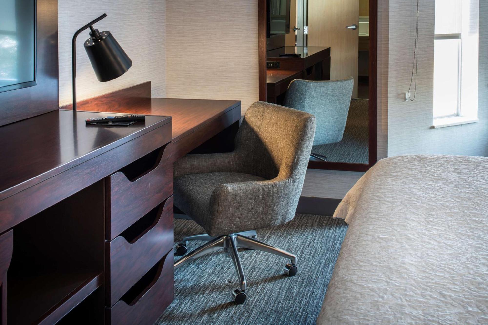 Hampton Inn & Suites Lincolnshire Extérieur photo